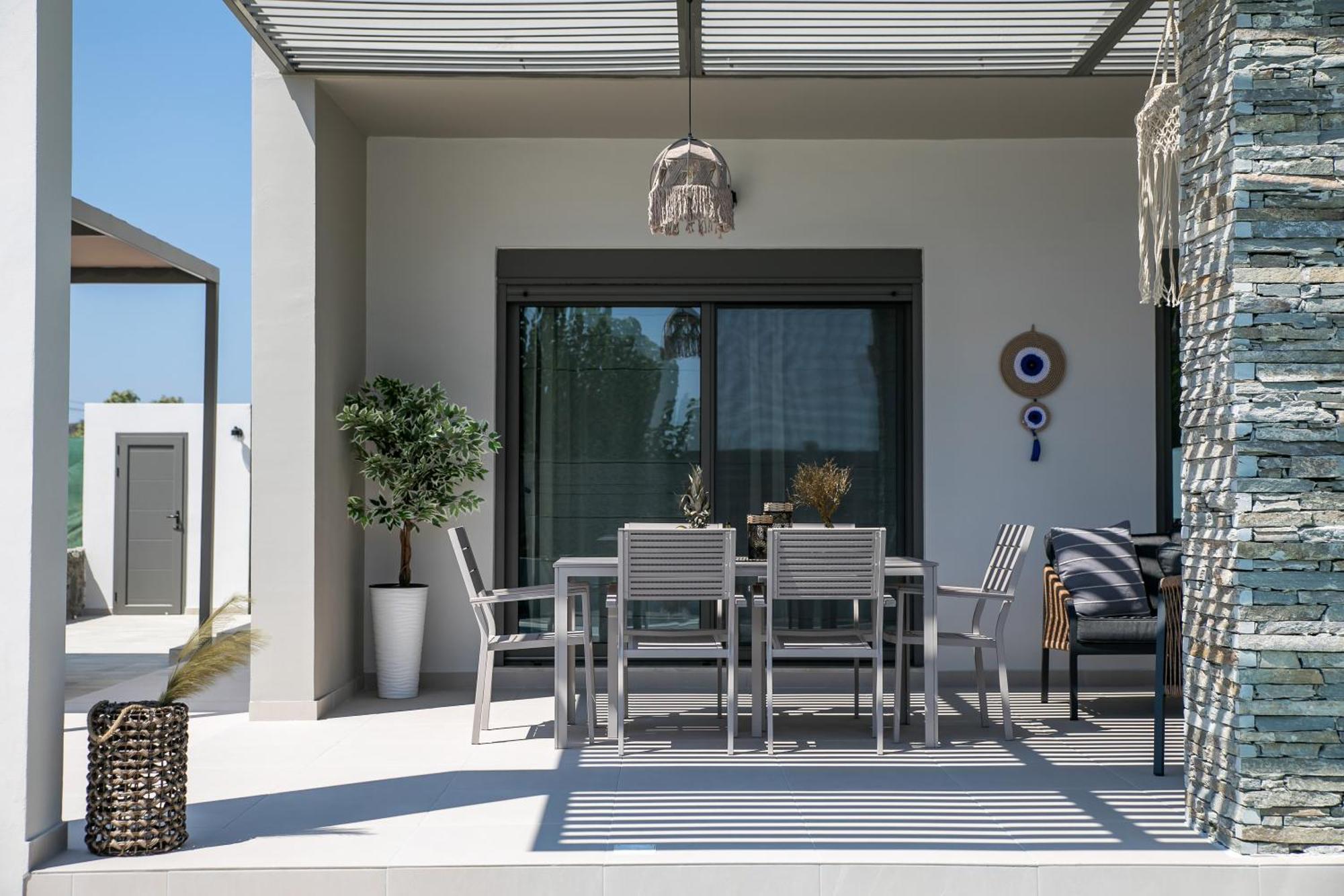 Maro Luxury Villa